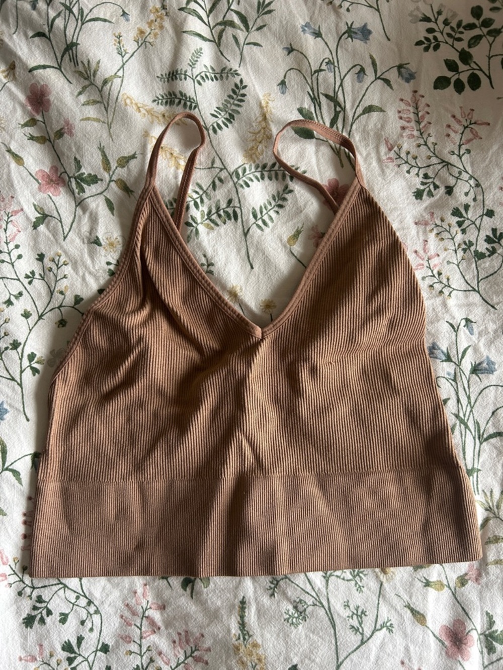 Bozzolo Ribbed V-Neck Cropped Tank in Camel